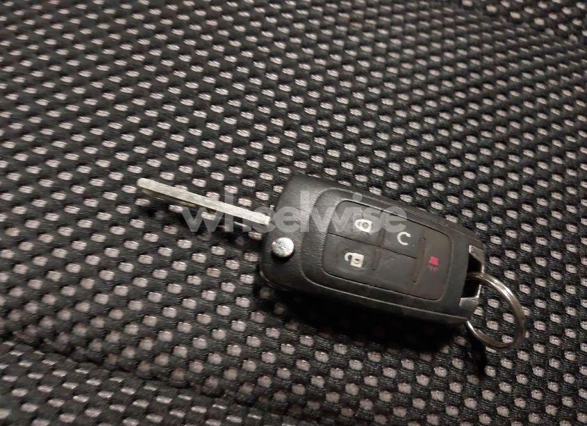 Photo 11 of 2010 Chevrolet Equinox LT (VIN 2CNFLEEWXA6292367)