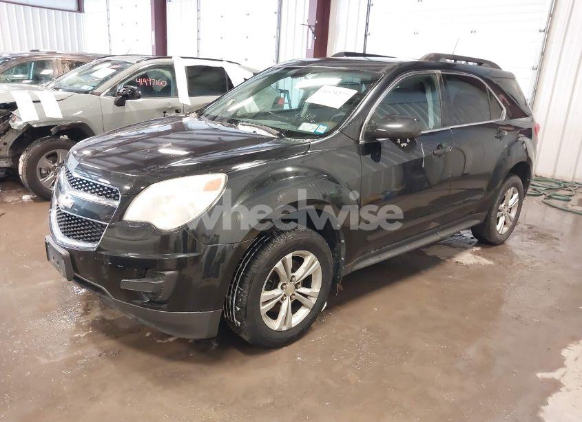 Photo 2 of 2010 Chevrolet Equinox LT (VIN 2CNFLEEWXA6292367)