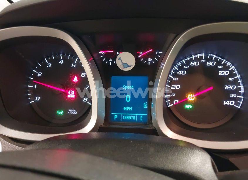 Photo 7 of 2010 Chevrolet Equinox LT (VIN 2CNFLEEWXA6292367)