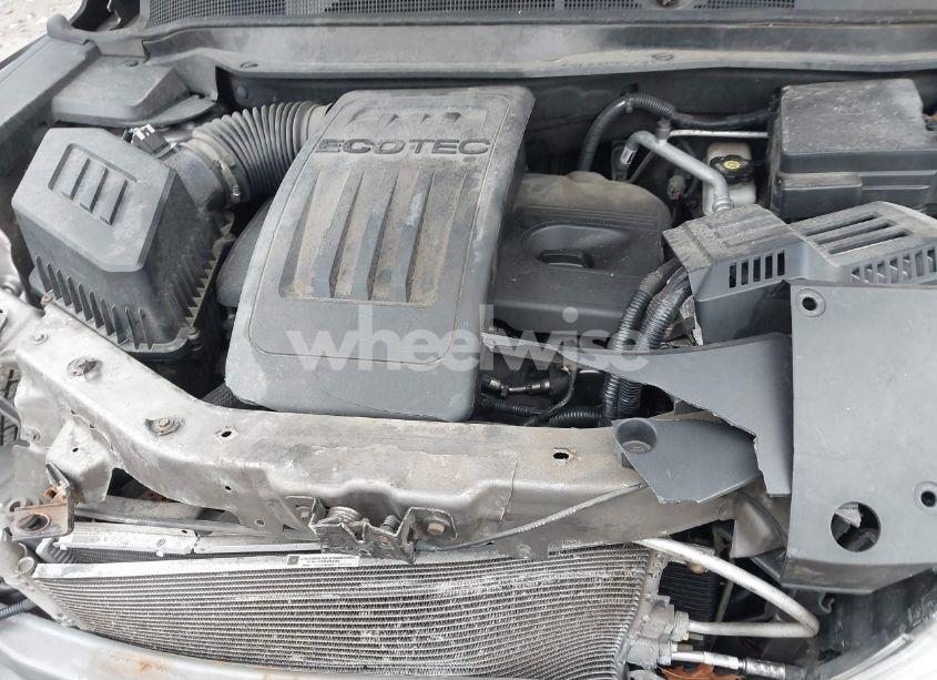 Photo 10 of 2010 Chevrolet Equinox LT (VIN 2CNFLEEWXA6310933)