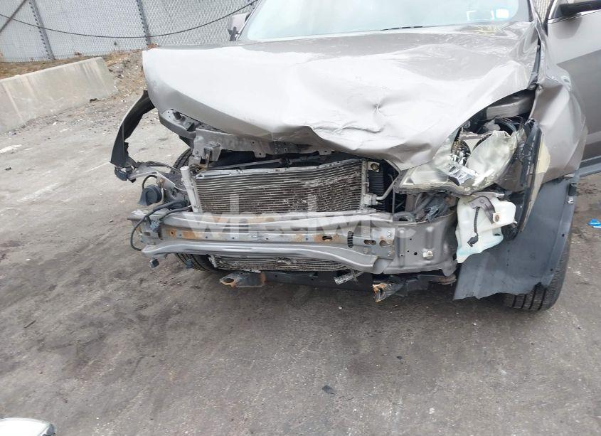 Photo 6 of 2010 Chevrolet Equinox LT (VIN 2CNFLEEWXA6310933)