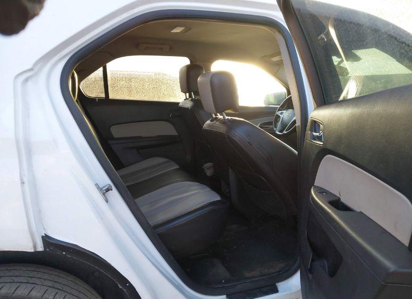 Photo 8 of 2010 Chevrolet Equinox LT (VIN 2CNFLEEY7A6215537)