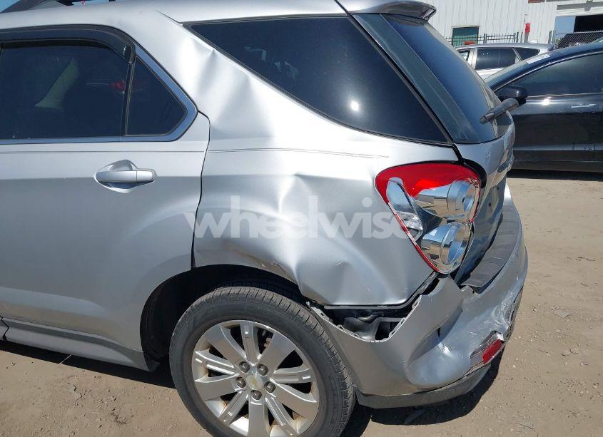 Photo 6 of 2010 Chevrolet Equinox LT (VIN 2CNFLEEY7A6279254)