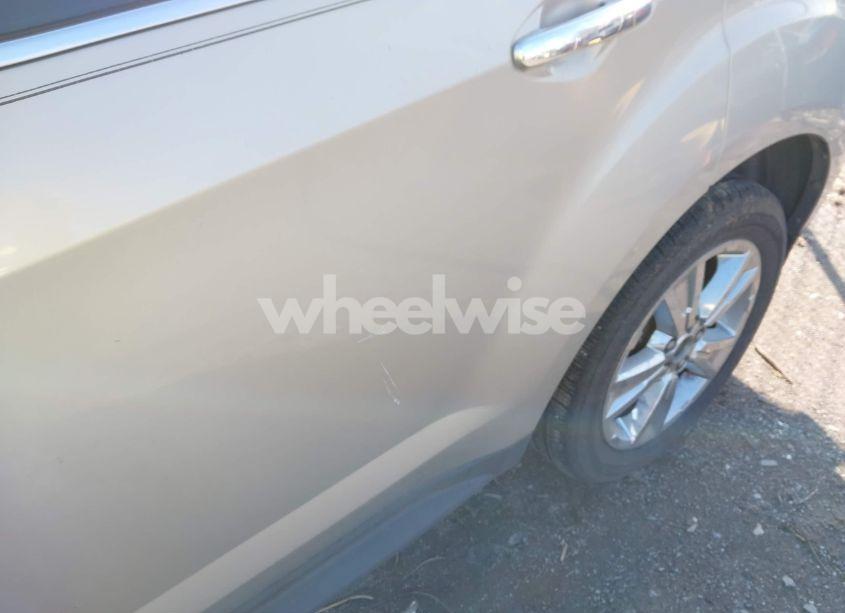 Photo 6 of 2011 Chevrolet Equinox LTZ (VIN 2CNFLFE52B6311587)