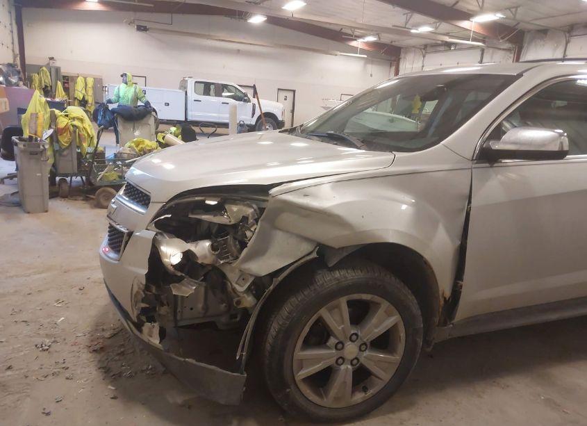 Photo 6 of 2010 Chevrolet Equinox LTZ (VIN 2CNFLFEY0A6310169)