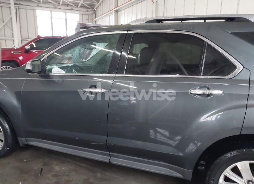 Photo 14 of 2010 Chevrolet Equinox LTZ (VIN 2CNFLFEY0A6415584)