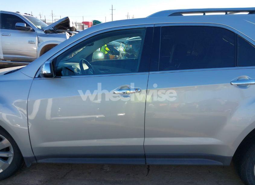 Photo 15 of 2010 Chevrolet Equinox LTZ (VIN 2CNFLFEY1A6350485)