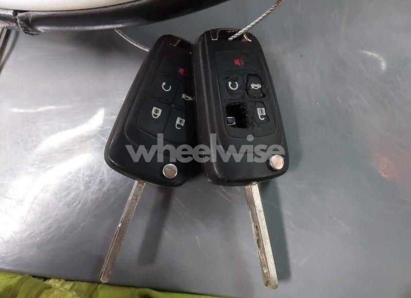 Photo 11 of 2011 Chevrolet Equinox LTZ (VIN 2CNFLGE51B6244244)