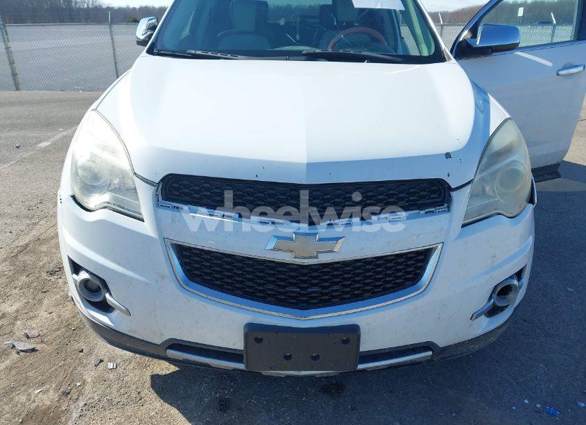 Photo 6 of 2011 Chevrolet Equinox LTZ (VIN 2CNFLGE51B6406194)