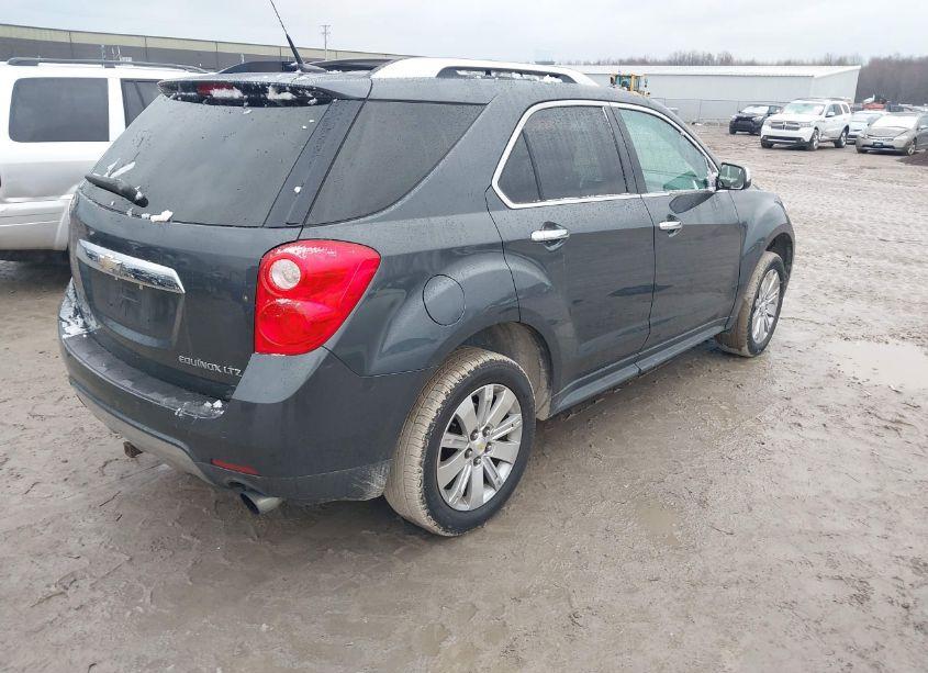 Photo 4 of 2011 Chevrolet Equinox LTZ (VIN 2CNFLGE52B6259433)