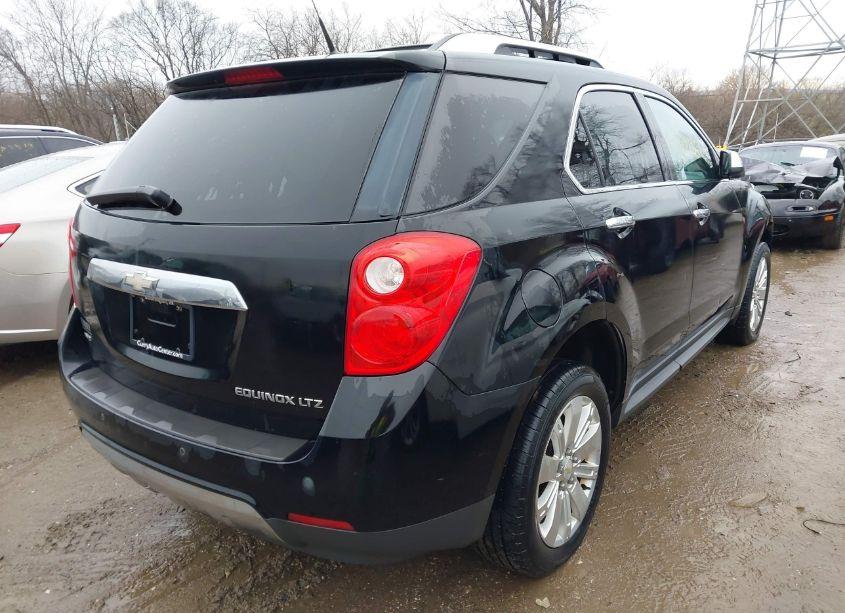 Photo 4 of 2010 Chevrolet Equinox LTZ (VIN 2CNFLGEW8A6247150)