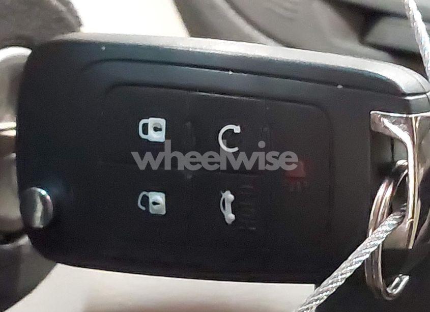 Photo 11 of 2010 Chevrolet Equinox LTZ (VIN 2CNFLGEY2A6220396)