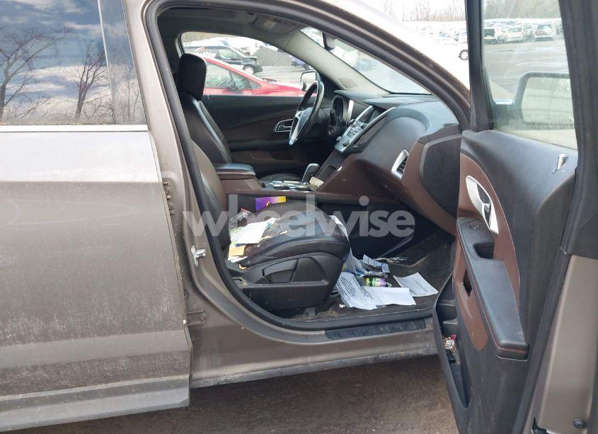 Photo 5 of 2010 Chevrolet Equinox LTZ (VIN 2CNFLGEY6A6290600)