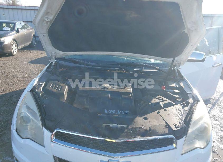 Photo 10 of 2010 Chevrolet Equinox LTZ (VIN 2CNFLGEY8A6339926)