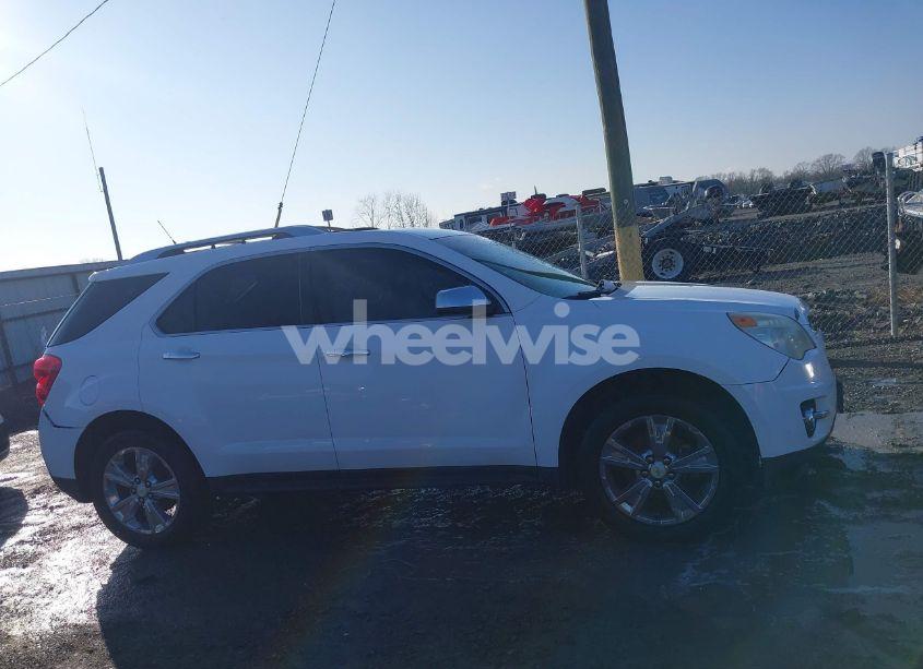 Photo 13 of 2010 Chevrolet Equinox LTZ (VIN 2CNFLGEY8A6339926)