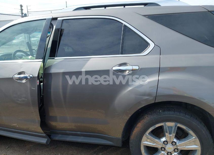 Photo 15 of 2010 Chevrolet Equinox LTZ (VIN 2CNFLGEY8A6411014)