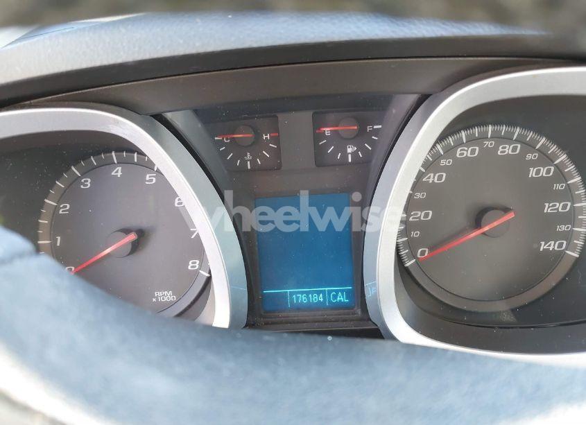 Photo 7 of 2010 Chevrolet Equinox LTZ (VIN 2CNFLGEYXA6375603)