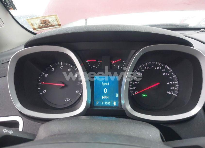Photo 7 of 2011 Chevrolet Equinox 2LT (VIN 2CNFLNE52B6348892)