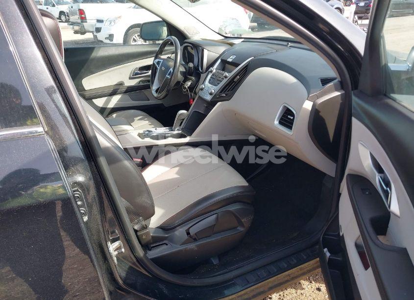 Photo 5 of 2011 Chevrolet Equinox 2LT (VIN 2CNFLNE52B6350707)