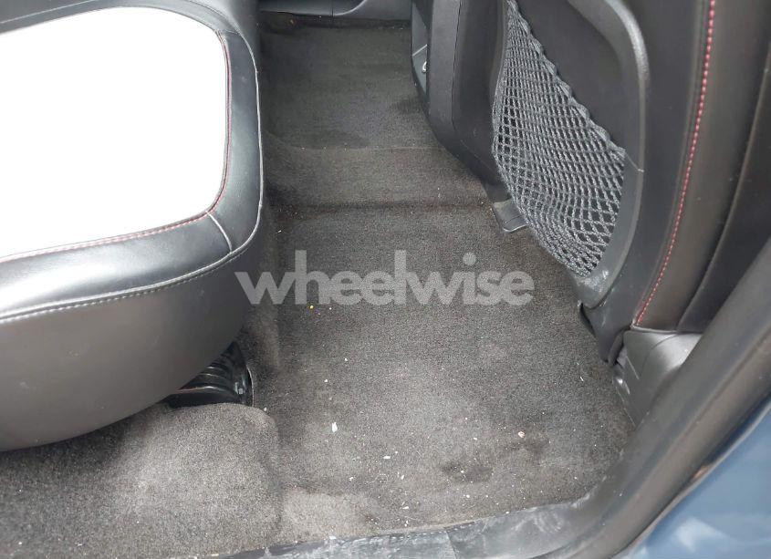 Photo 8 of 2011 Chevrolet Equinox 2LT (VIN 2CNFLNE52B6403213)