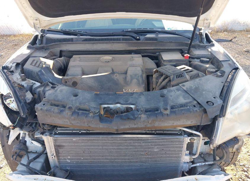 Photo 10 of 2011 Chevrolet Equinox 2LT (VIN 2CNFLNE54B6321385)