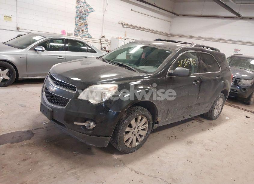 Photo 2 of 2011 Chevrolet Equinox 2LT (VIN 2CNFLNE55B6305955)