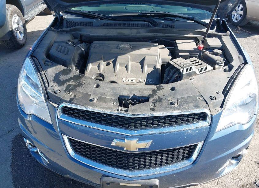 Photo 10 of 2011 Chevrolet Equinox 2LT (VIN 2CNFLNE56B6229193)