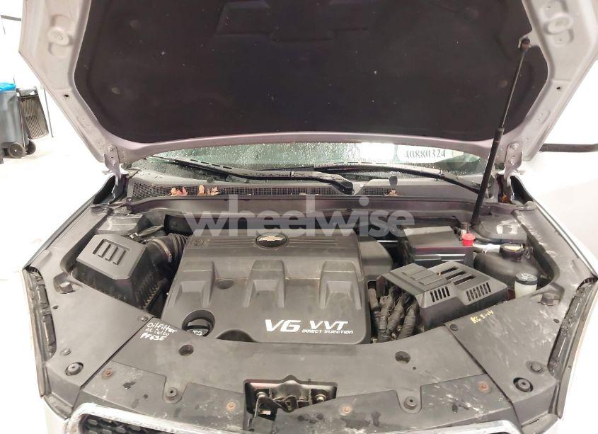 Photo 10 of 2011 Chevrolet Equinox 2LT (VIN 2CNFLNE57B6293288)