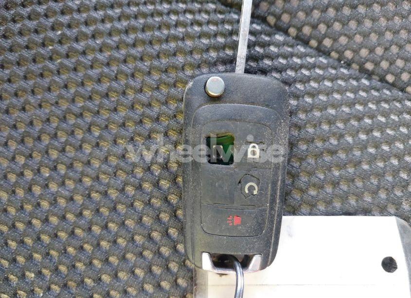 Photo 11 of 2011 Chevrolet Equinox 2LT (VIN 2CNFLNEC0B6451324)