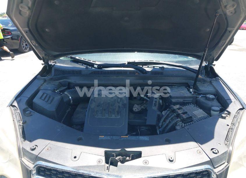 Photo 10 of 2011 Chevrolet Equinox 2LT (VIN 2CNFLNECXB6230989)