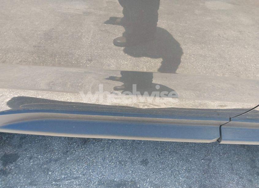 Photo 12 of 2011 Chevrolet Equinox 2LT (VIN 2CNFLNECXB6230989)