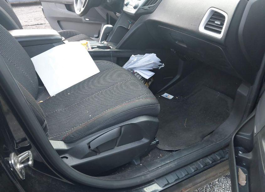 Photo 5 of 2011 Chevrolet Equinox 2LT (VIN 2CNFLNECXB6346273)