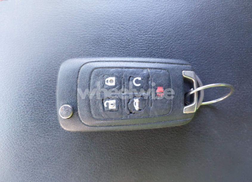 Photo 11 of 2011 Chevrolet Equinox 2LT (VIN 2CNFLNECXB6472519)