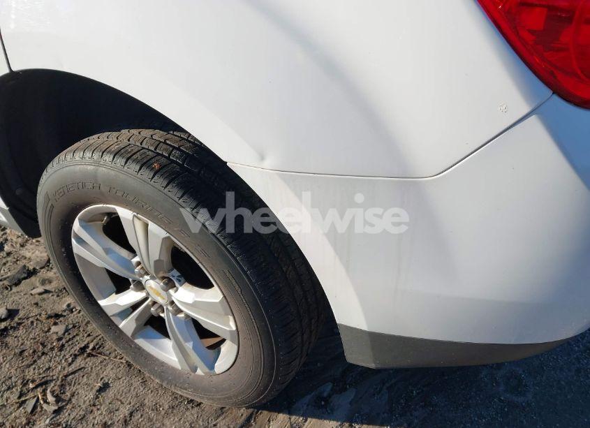 Photo 12 of 2010 Chevrolet Equinox LT (VIN 2CNFLNEW0A6382370)