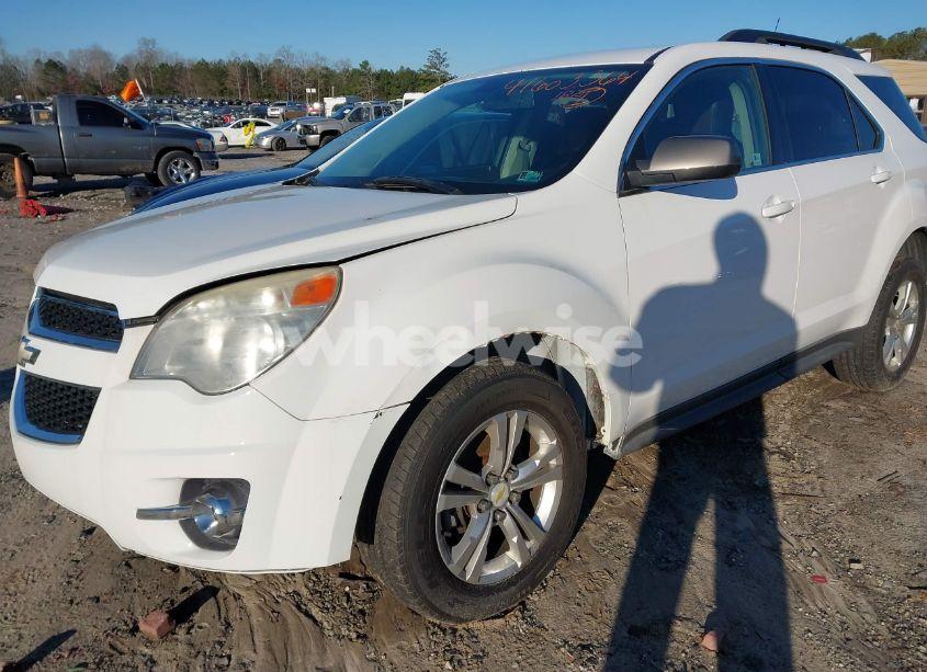 Photo 6 of 2010 Chevrolet Equinox LT (VIN 2CNFLNEW0A6382370)