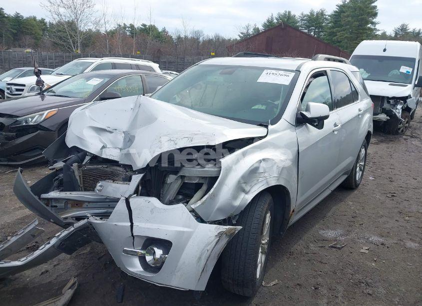 Photo 2 of 2010 Chevrolet Equinox LT (VIN 2CNFLNEW3A6286670)