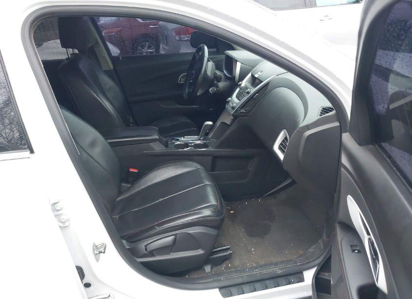 Photo 5 of 2010 Chevrolet Equinox LT (VIN 2CNFLNEW8A6274918)