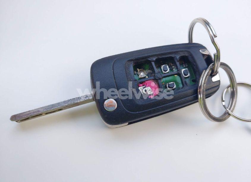 Photo 11 of 2010 Chevrolet Equinox LT (VIN 2CNFLNEW8A6301955)