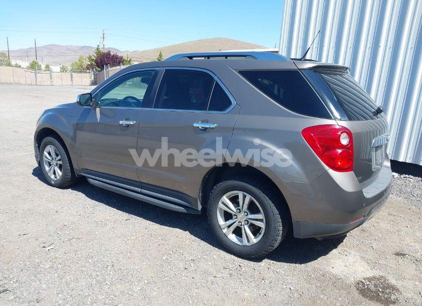 Photo 3 of 2010 Chevrolet Equinox LT (VIN 2CNFLNEW8A6301955)