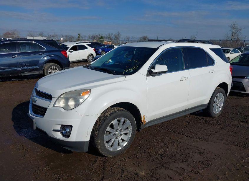 Photo 2 of 2010 Chevrolet Equinox LT (VIN 2CNFLNEWXA6307191)