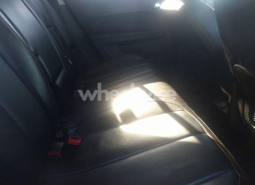 Photo 8 of 2010 Chevrolet Equinox LT (VIN 2CNFLNEWXA6376673)