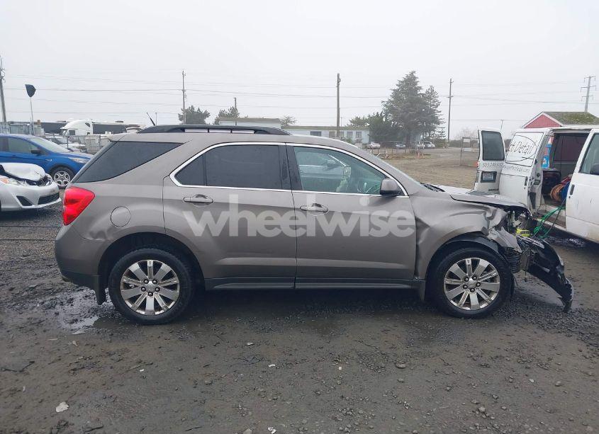 Photo 13 of 2010 Chevrolet Equinox LT (VIN 2CNFLNEY0A6391958)