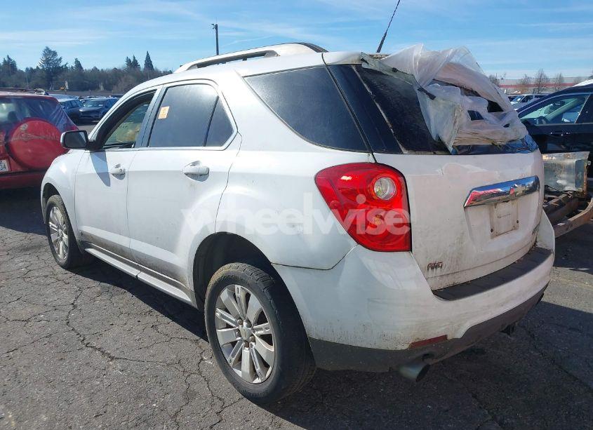 Photo 3 of 2010 Chevrolet Equinox LT (VIN 2CNFLNEY2A6200833)