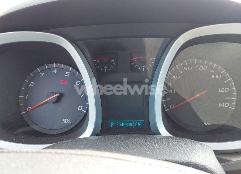 Photo 7 of 2010 Chevrolet Equinox LT (VIN 2CNFLNEY2A6285298)