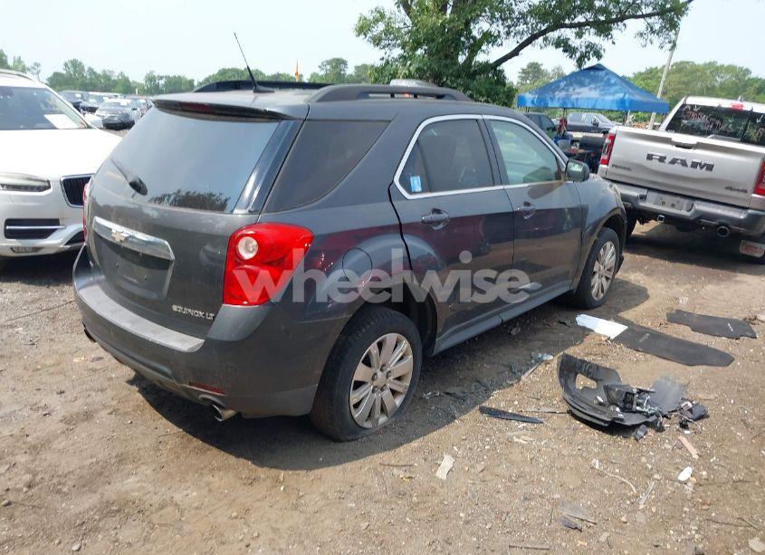 Photo 4 of 2010 Chevrolet Equinox LT (VIN 2CNFLNEY3A6267909)