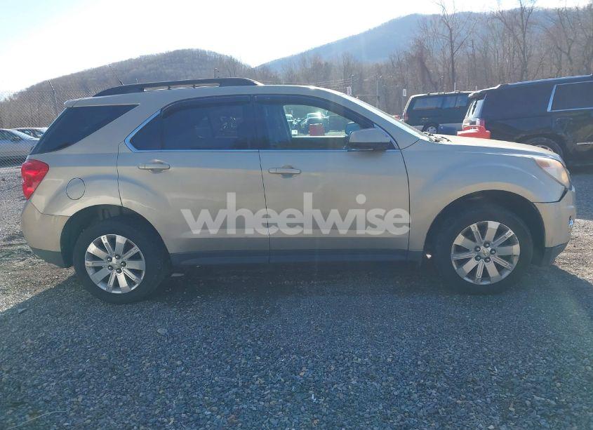 Photo 13 of 2010 Chevrolet Equinox LT (VIN 2CNFLNEY5A6292553)