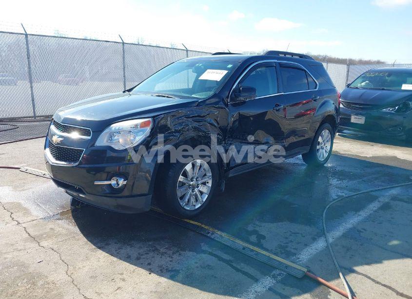 Photo 2 of 2010 Chevrolet Equinox LT (VIN 2CNFLNEY6A6317668)