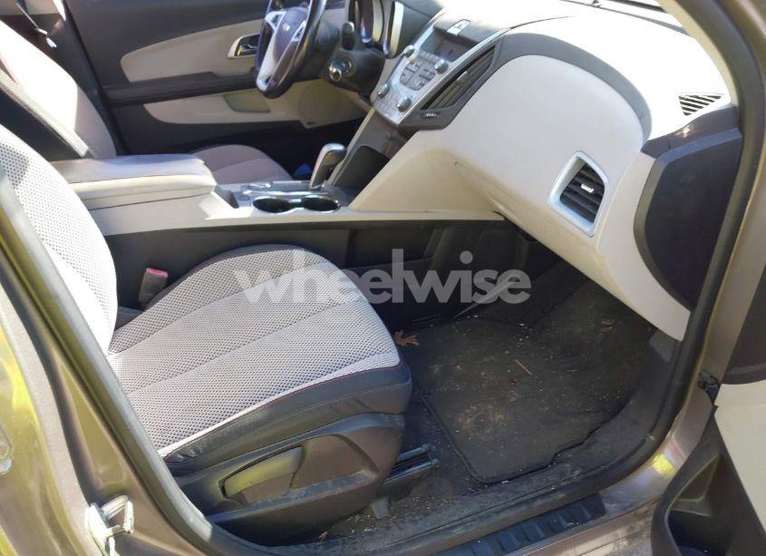 Photo 5 of 2010 Chevrolet Equinox LT (VIN 2CNFLNEY7A6245864)