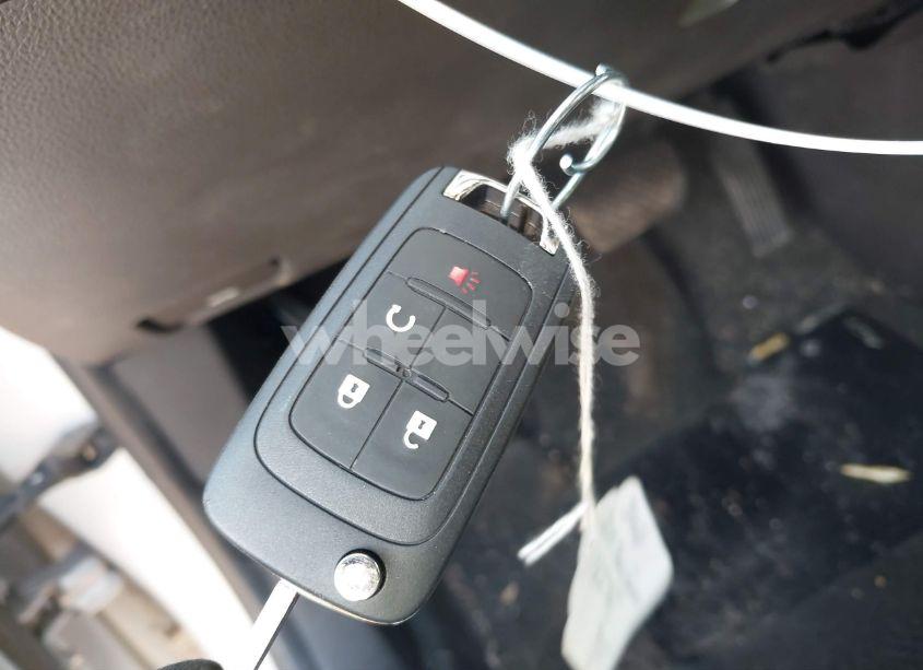 Photo 11 of 2010 Chevrolet Equinox LT (VIN 2CNFLNEYXA6320279)