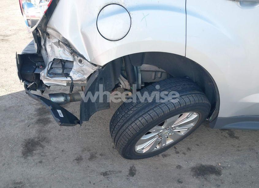 Photo 12 of 2010 Chevrolet Equinox LT (VIN 2CNFLNEYXA6320279)